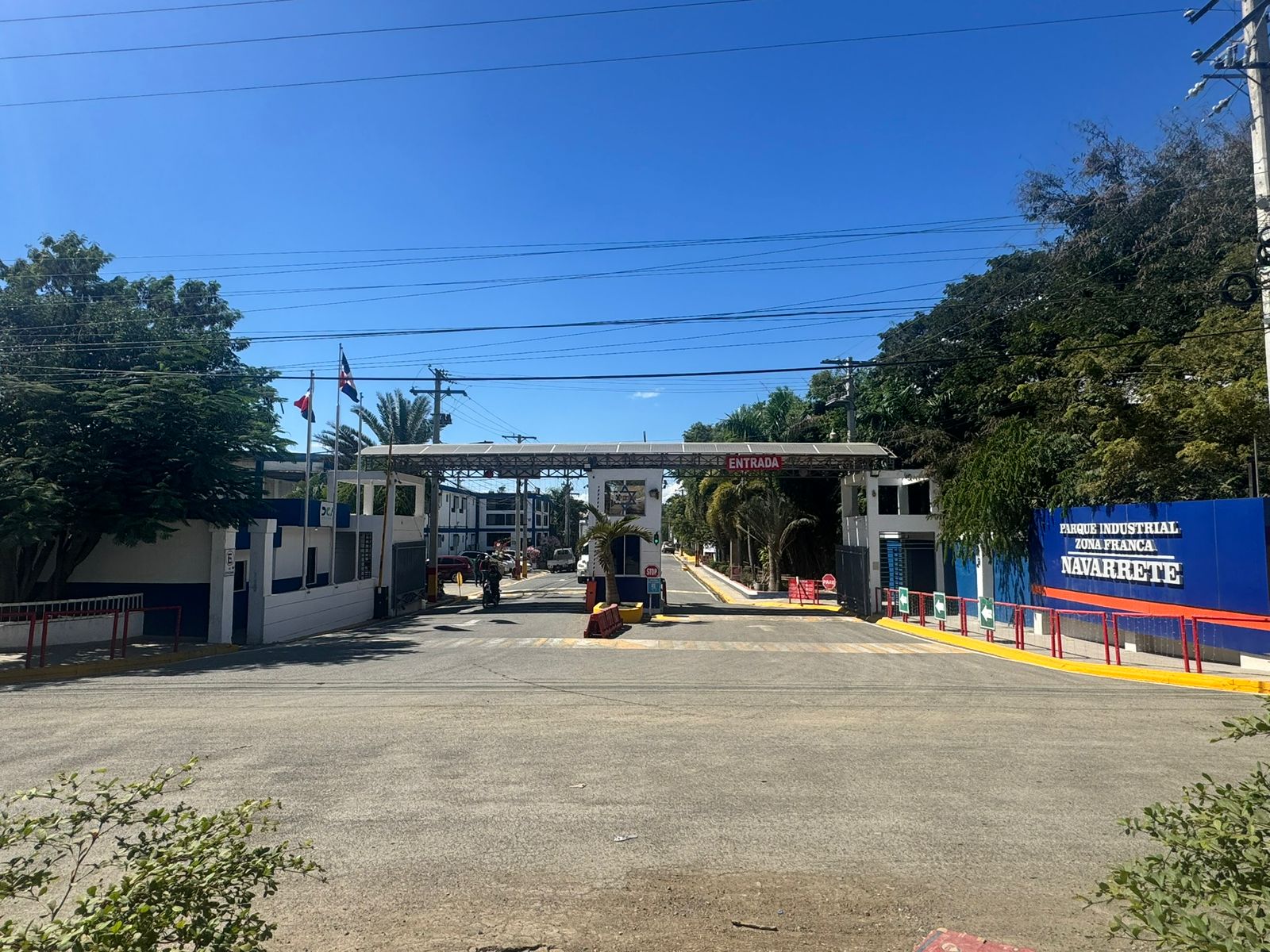 PIZFN Secure Entrance